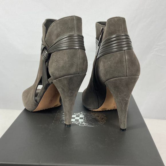 Vince Camuto Annavay Peep Toe Bootie Suede Cut Out Ankle Boot Shady Grey 8.5M - Picture 6 of 7